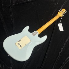 Music Man SUB CT30HSS-DBL-M1 E-Gitarre mit Alnico Tonabnehmern, gebraucht
