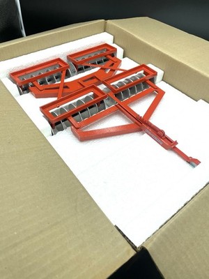 Die Cast Scale Models Allis Chalmers Tandem Drag Disc Harrow 1/8 Scale NIB