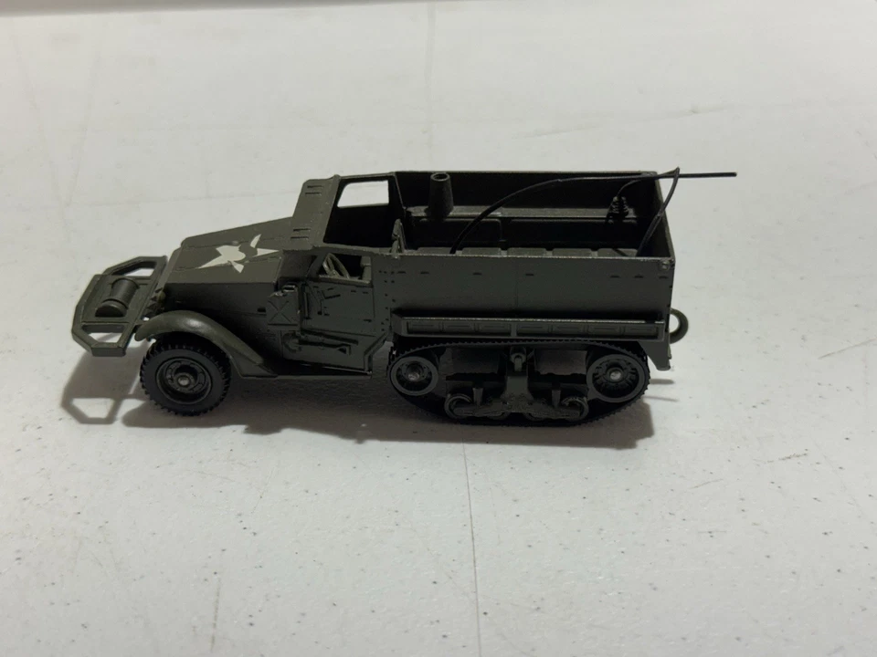 Camión militar SOLIDO 1/50 MEDIA PISTA M3 HECHO EN FRANCIA SIN CAJA DE COLECCIÓN Foto 4 de 4