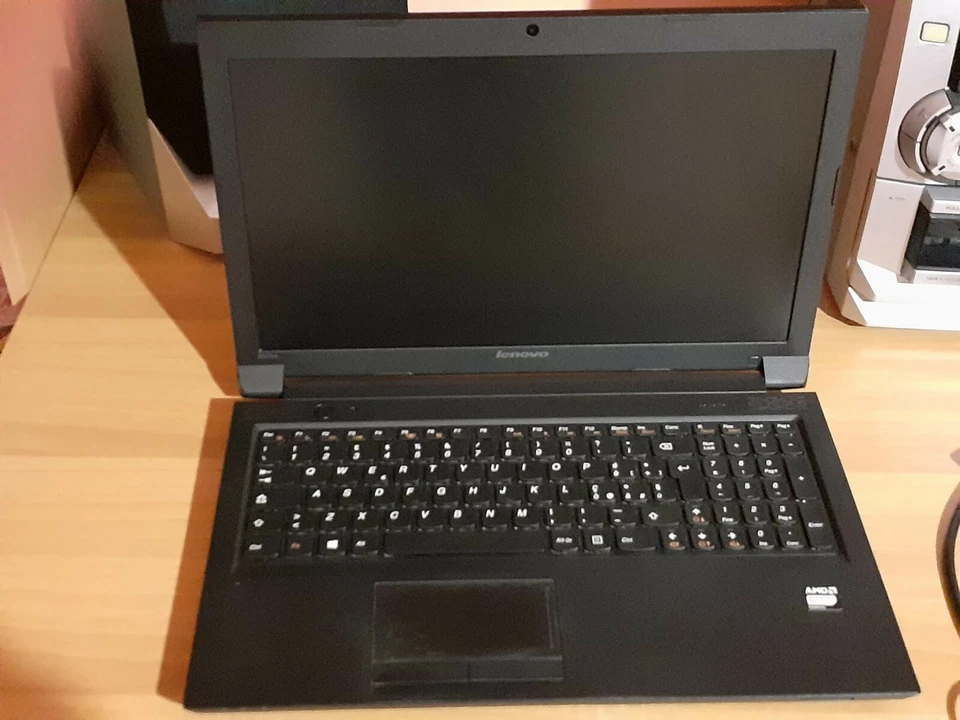 Vendesi computer portatile lenovo usato e  in buone condizioni - Immagine 4 di 4