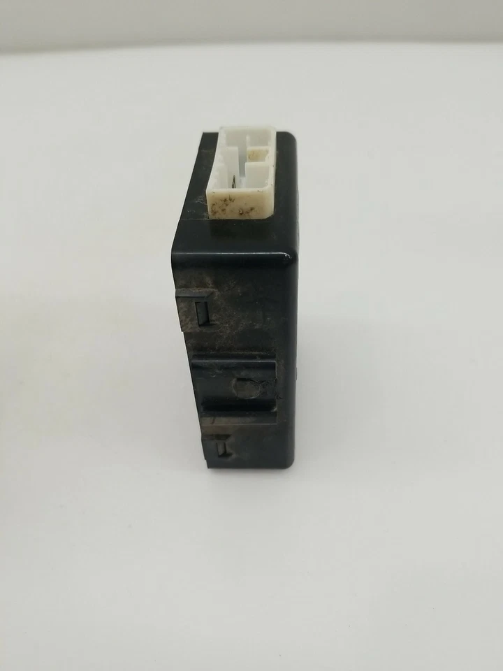 2009 - 2014 HYUNDAI GENESIS МОДУЛЬ УПРАВЛЕНИЯ ЗАДНИМ СТЕКЛОМ 95860-3M000 - Изображение 4 из 4