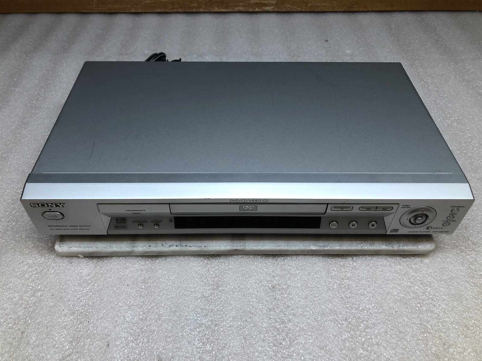 Sony Model DVP-NS715P Dolby Digital CD / DVD Player Silver No Remote incl