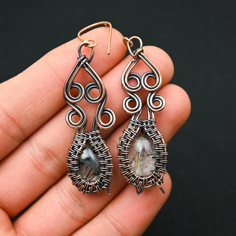 Pendiente hecho a mano envuelto en alambre de cobre piedras preciosas de cuarzo rutilo negro joyería regalo Foto 3 de 4