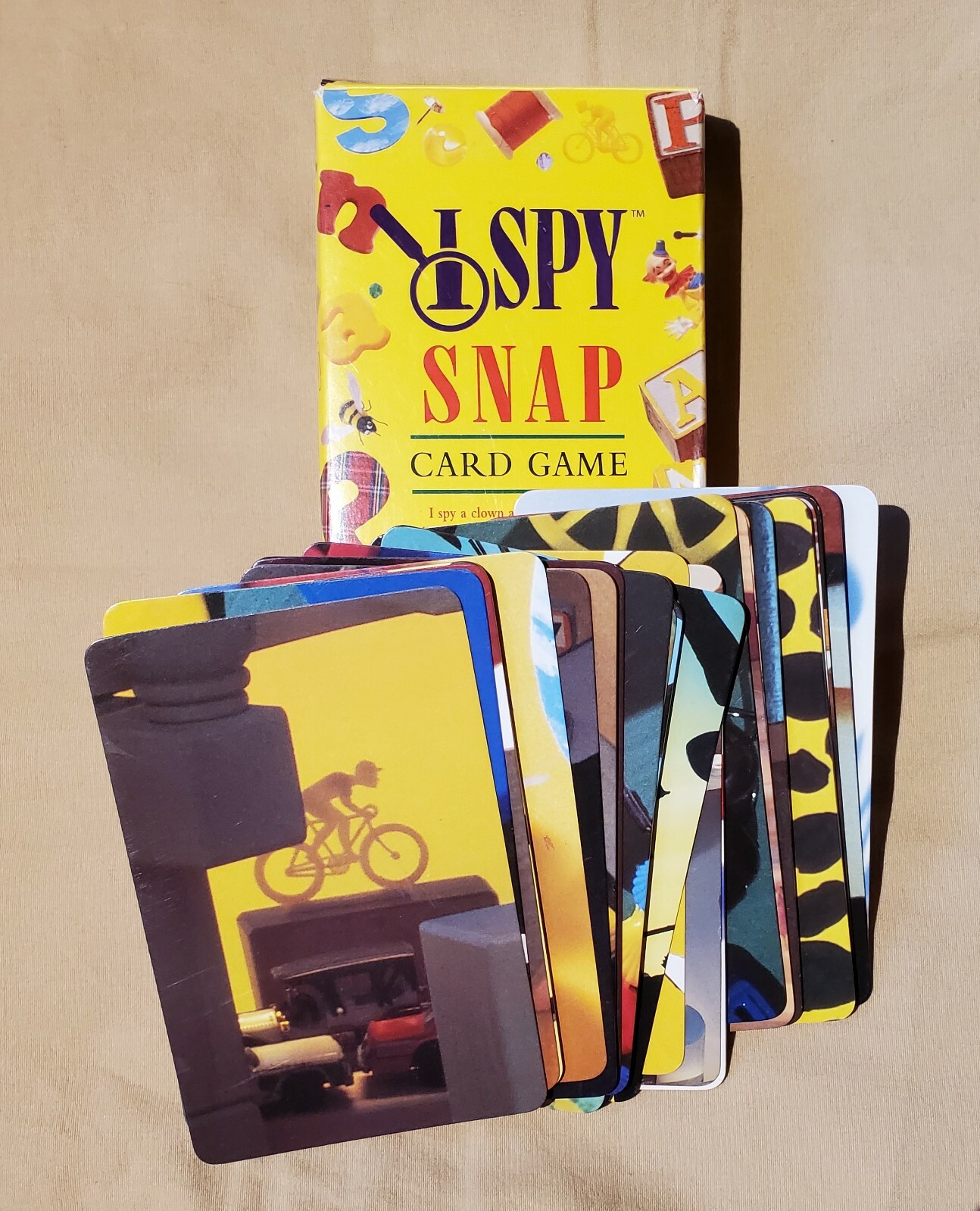 Scholastic I Spy Snap Card Game EBay scholastic-i-spy-snap-card-game-ebay