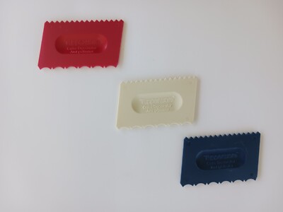 3 Tupperware 1558 Cake Decorator Tools Red White and Blue