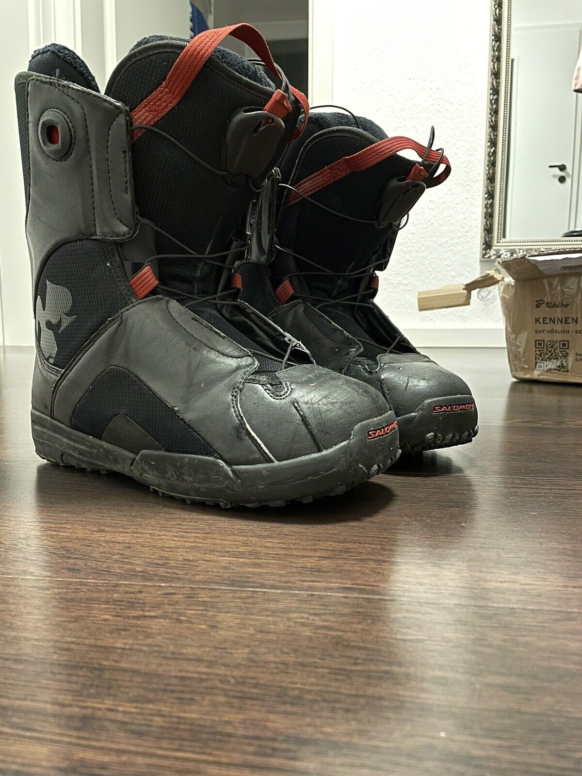 Salomon Solace Snowboard Boots 42