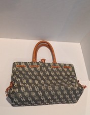 *WEEKEND SALE* Dooney Bourke Women's Handbag Classic, Used, Good Condition
