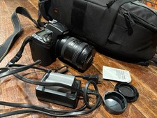 Nikon D90 DSLR w/Nikon 18-200mm lens, batteries, charger bag - ERR/Parts