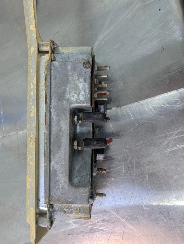 Plymouth Fury 1966 Temp, alternador y medidor de gasolina racimo 2580853 Mopar Foto 2 de 4