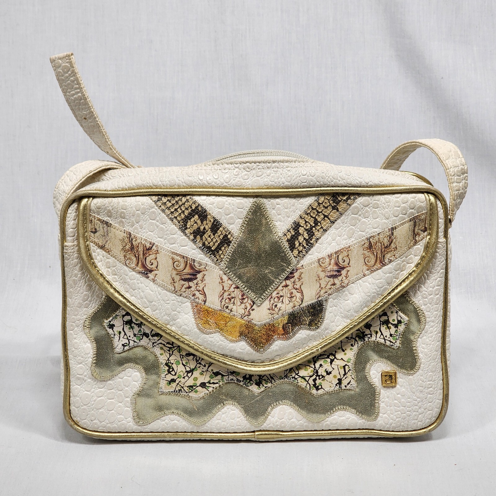 Vintage White Patchwork Purse - image 1