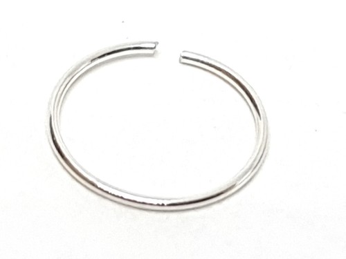 Tiny Nose Ring 8mm Fine 925 Silver Split Nostril Septum 22 g(0.6 mm) Hoop Ring - Picture 9 of 13