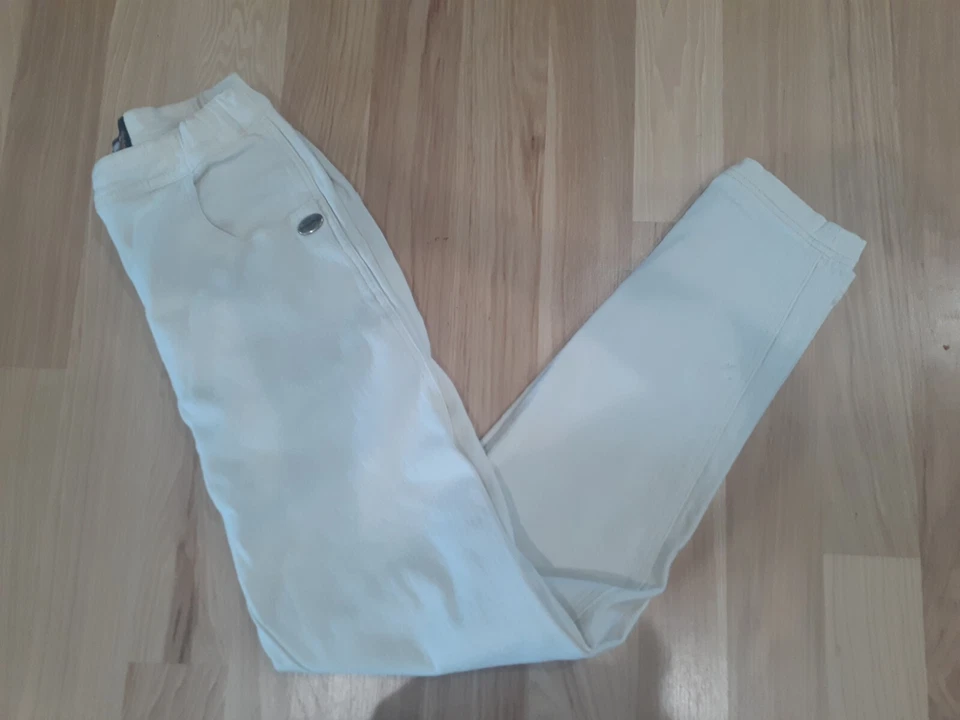 Jeans De Colección Harley Davidson Marfil Elástico Logo Cónico Cintura Alta Mujer 10 Usados en Excelente Condición Foto 2 de 4