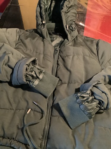 Only: Green Puffa Short Hooded Jacket Size M - Picture 8 of 8