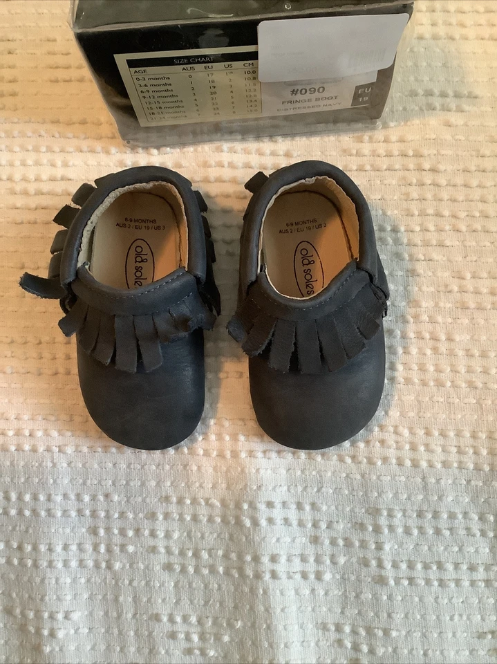 Old Soles 一脚蹬莫卡辛海军条纹靴 婴儿 6-9 码 3 码 — 第 2/4 张图片