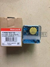 1PC New HONEYWELL C6097A2110