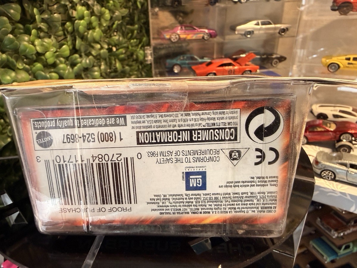 Hot Wheels Chevy Suburban Whips Team Baurtwell - GREAT CONDITION