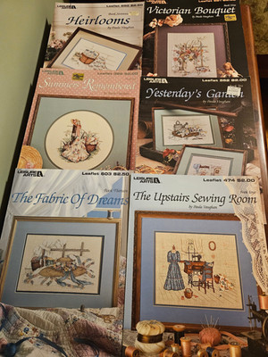 Leisure Arts Paula Vaughn Designs Cross Stitch Leaflets, Set of 6