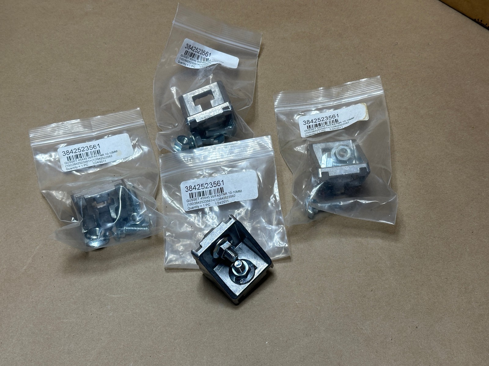 4x Pack Lot 3842523561 Gusset 45x45 w/ Fastener 10-10mm