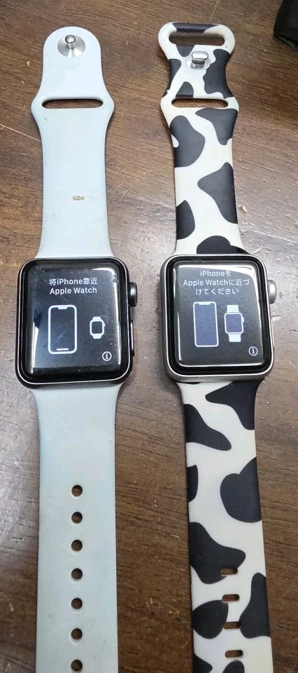 2 Apple Watch Series 3 38 mm Silver And Aluminum Case See Description - Image 3 of 4