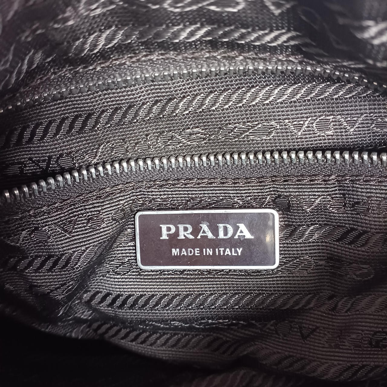 Nylon shoulder bag Model Condition considered PRA… - image 3