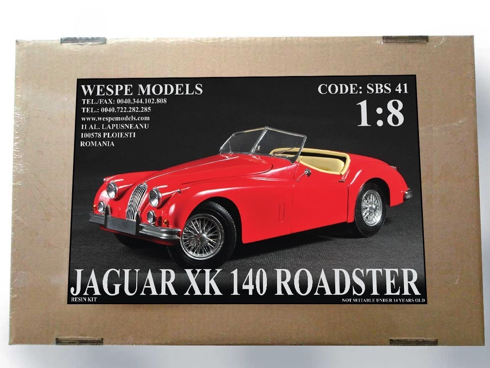 Miniature Cult Models 1/18 - Jaguar XK120 FHC Bleu Pastel (CML182-02)