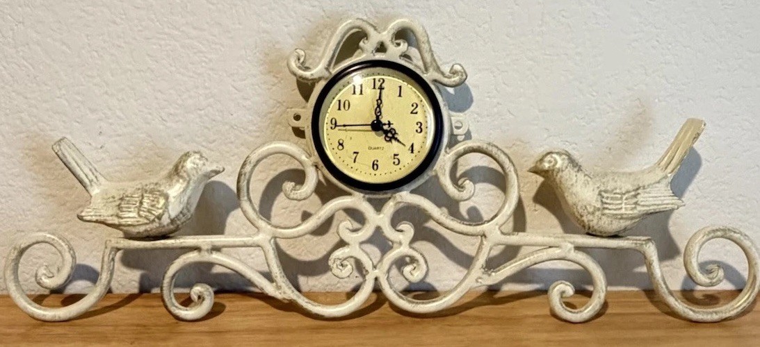 Vintage Style Metal Bird Wall Clock Quartz Rustic Cast Iron Shabby Chic Cottage