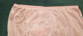 INTIMATE FASHIONS by TERI VINTAGE PANTIES sz 6 PINK w-BOW n OPEN LACE #A1-21
