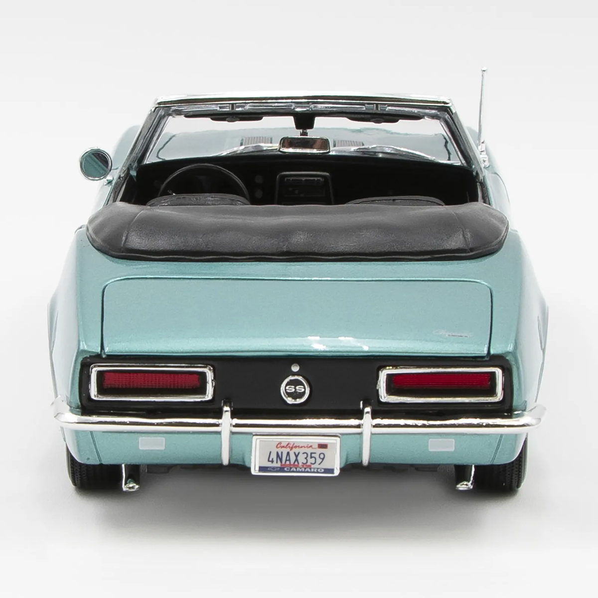 Maisto 1967 Chevrolet Camaro SS396 1:18 Diecast Car for sale