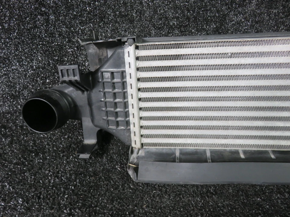 Mercedes Benz GLA250 CLA250 Charge Air Cooler Intercooler 12 15 A2465000900 - Image 2 of 4