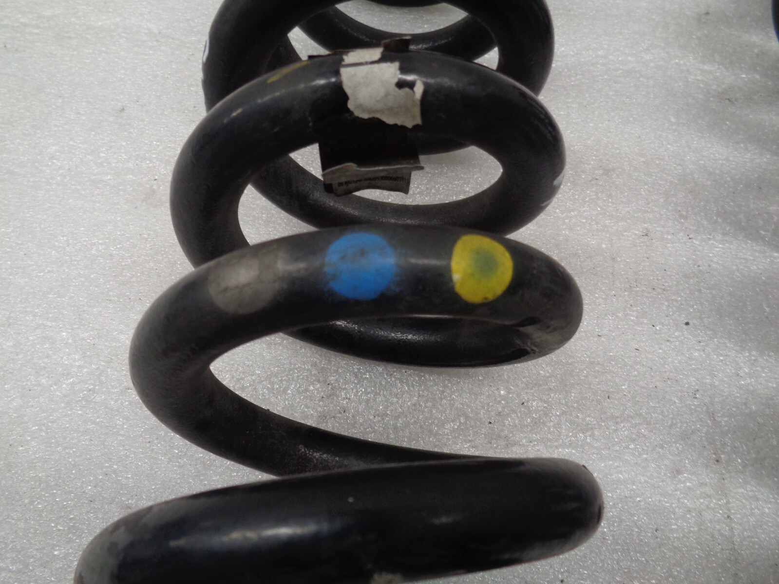 14-17 Maserati Ghibli Rear Left & Right Suspension Coil Spring Set OEM AK2308273