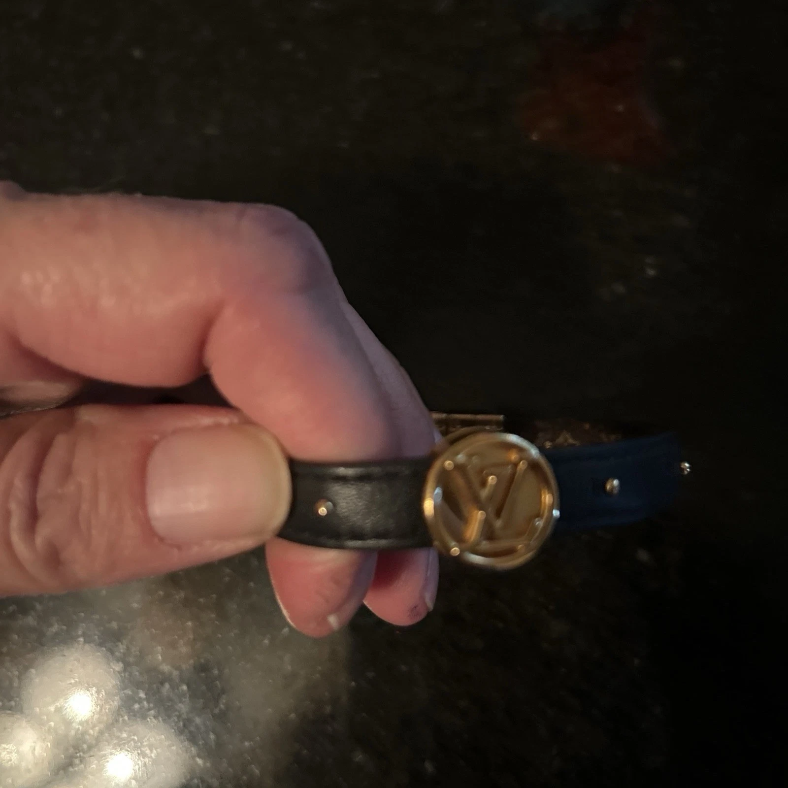 LOUIS VUITTON（LV） Autentico Bracciale Louis Vuitton LV Cerchio Reversibile Monogramma Rosa Donna