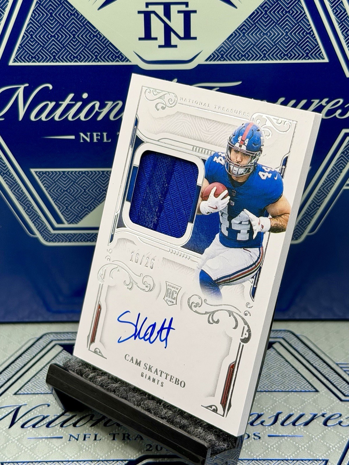 2025 National Treasures🪎Cam Skattebo Rookie Gloves Signature AU,SSP/25,NUKE💣🔥 view 5
