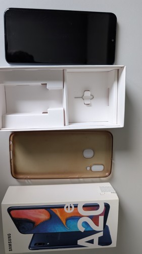 Samsung Galaxy A20e Blau Dual-SIM 32GB