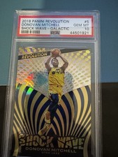 2018-19 Panini Revolution Basketball Cards 40