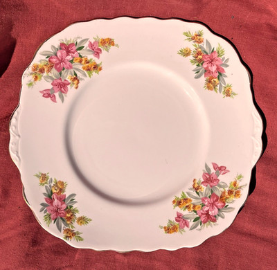 Vintage Royal Vale Floral 9'' Quadratisch Kuchen/Sandwich Platte Top Zustand