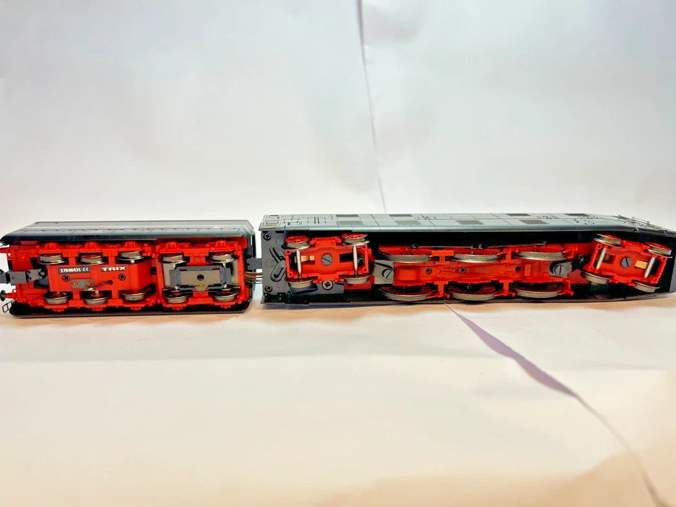 Trix HO 22916 BR 05 Streamlined Cab Forward loco, DRG Epoch II - DCC MfX Sound - Image 4 of 4