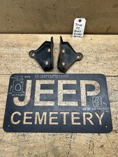 97-01 Jeep Cherokee Xj Oem Front Bumper Mount Brackets Bracket Pair Both Sides 97-01 Jeep Cherokee Xj Oem Front Bumper Mount Brackets Bracket Pair Both Sides