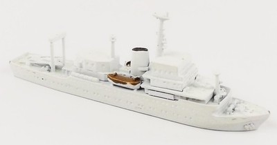 Trident TA 10218 Soviet Special Vessel Krym 1975 1/1250 Scale Model Ship