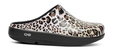 New Oofos Women's OOcloog Limited Edition Clog- Leopard