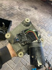 0390241171 Volvo S40 V40 2000-2004 Front Windscreen Wiper Motor  Mk1