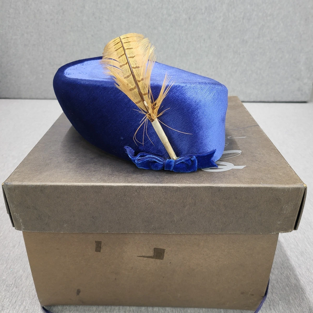 Feather Pillbox Blue Vintage Hats for Women for sale | eBay display picture 1