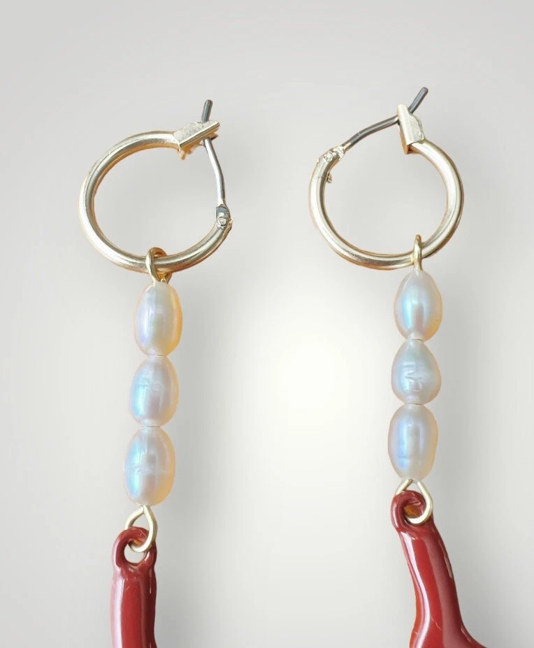 Pendientes de perlas de imitación blancas de arroz y coral rojo gancho de oro usados Foto 4 de 4