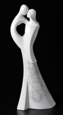 Künstlerfigur Circle of Love Lace Love is a Beautiful Thing Figur Modern Neu