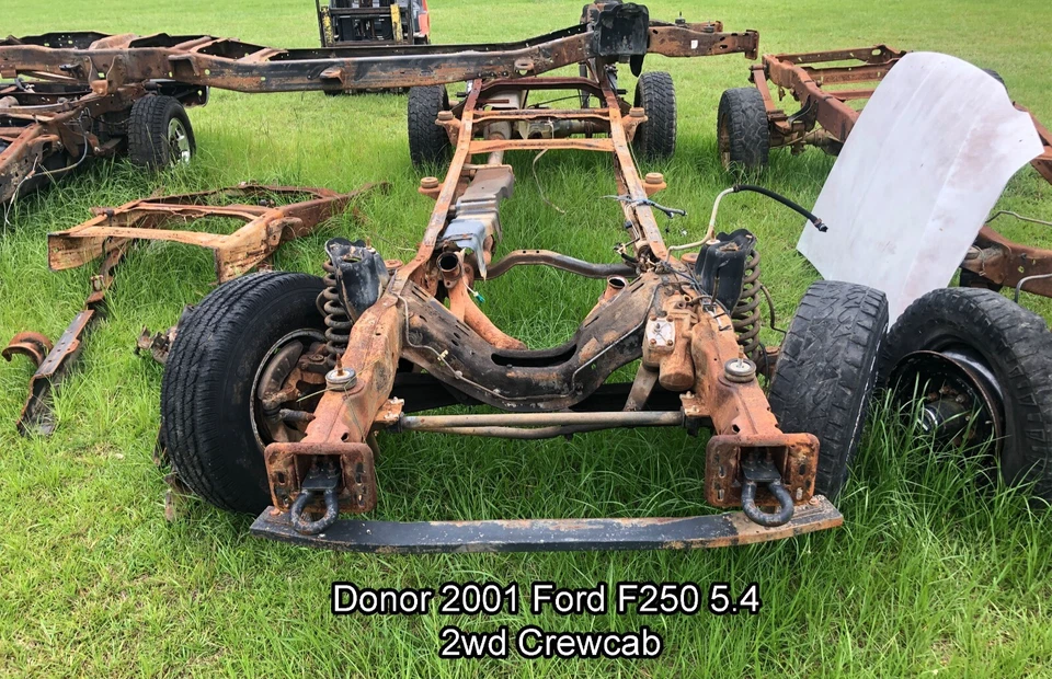 Cuadro Ford F250 F350 Super Duty Cross Member 1999-2004 4x4 Foto 4 de 4