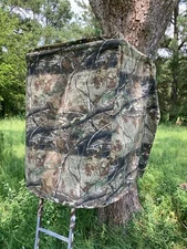 BLACK-DEATH BLIND - Hunting Blind Tree Stand Surround, Camo Forest Fabric - 144"