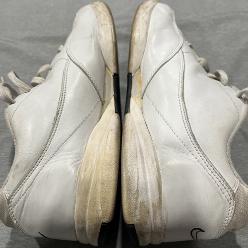 VINTAGE NIKE TENNIS  COURT  00’s  SHOES  - Picture 16 of 18