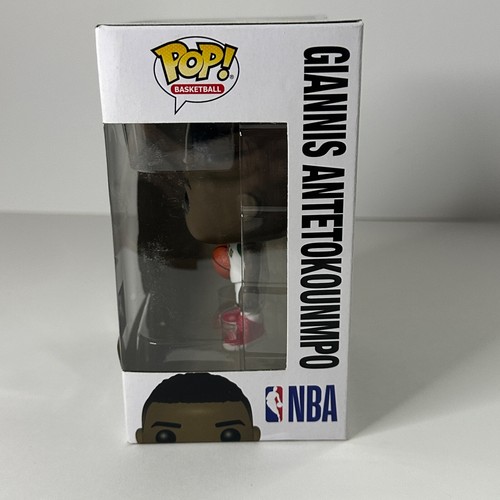 Funko Pop! Basketball: Milwaukee Bucks - Giannis Antetokounmpo Vinyl Figure #68 - Picture 2 of 6