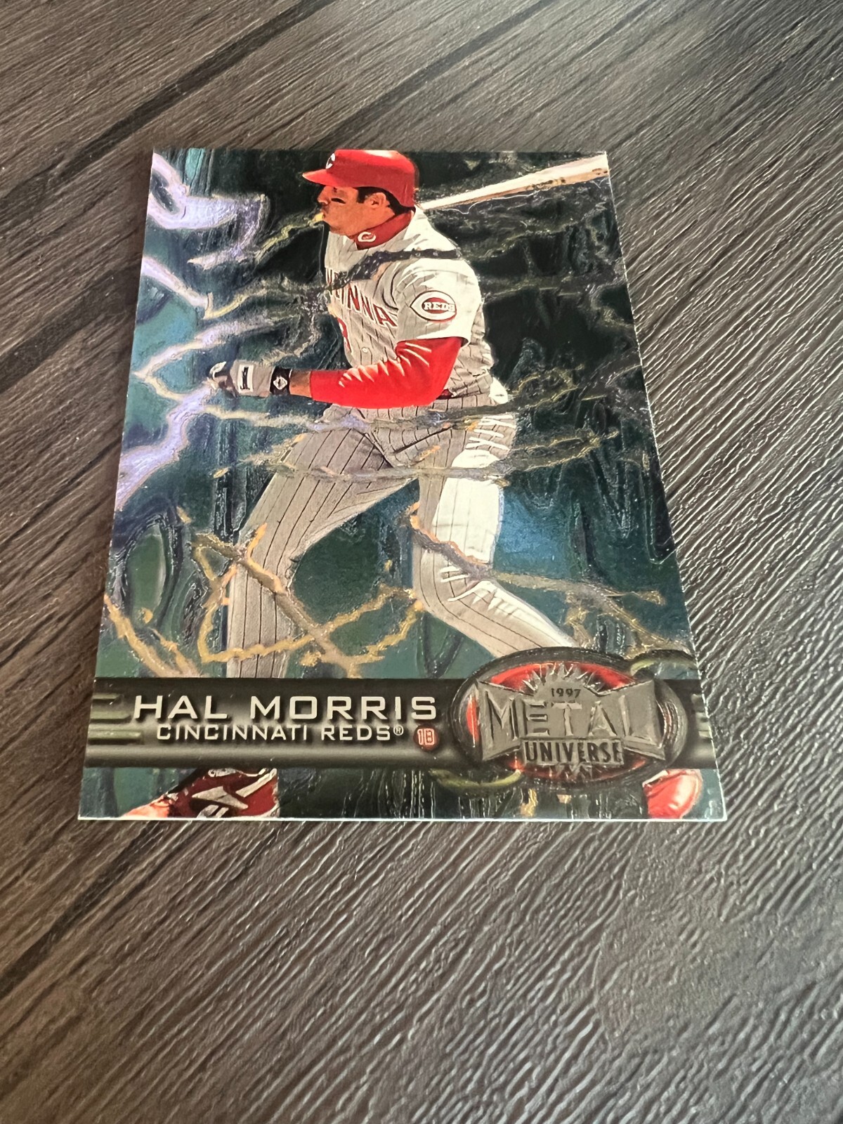 1997 Fleer Metal Universe Baseball Card #48 Hal Morris, Reds (L7)