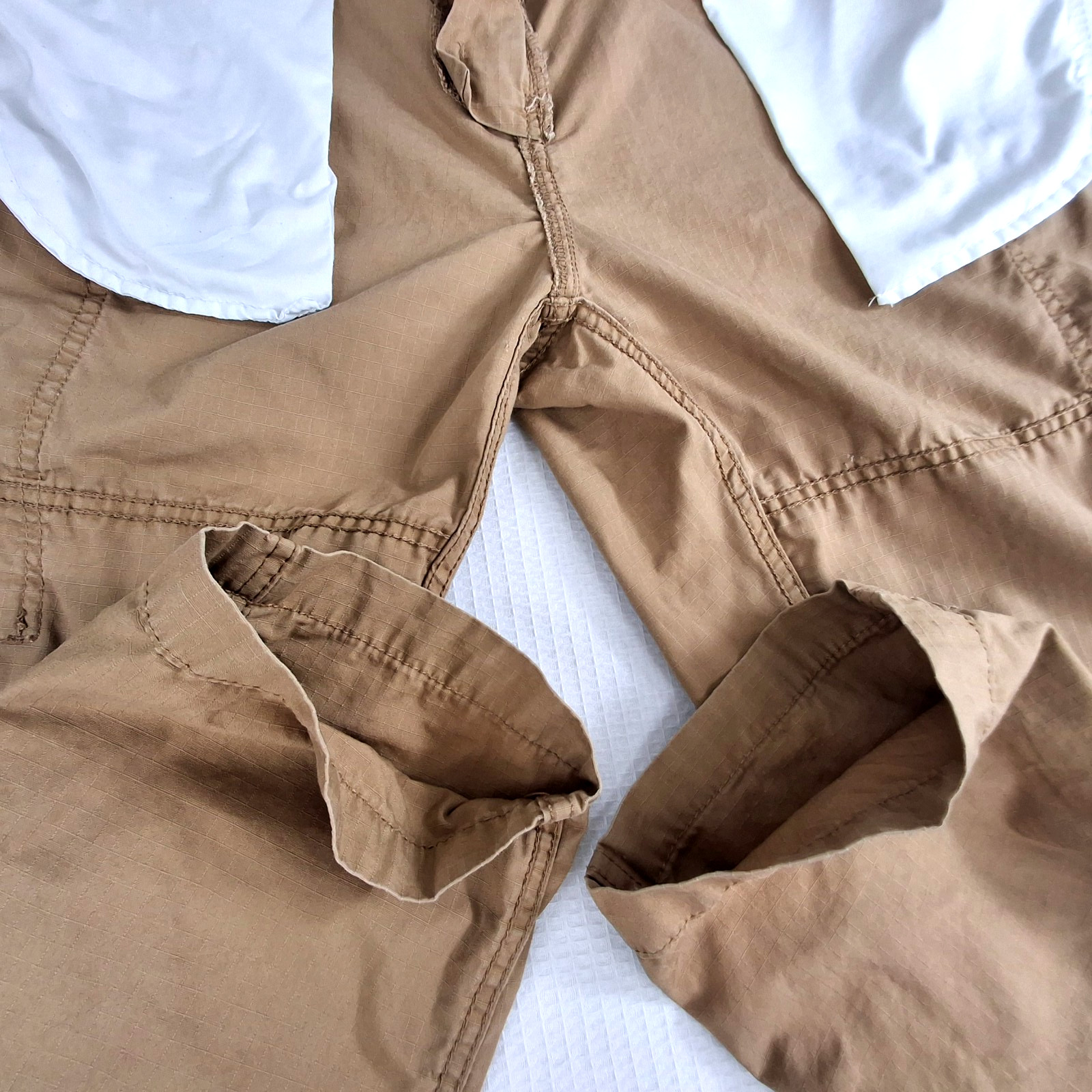 Mutual Weave Men's Cargo Pants Size 34 Ins 33 Relaxed Taper Ripstop Snap Beige