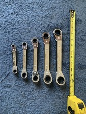 Blue Point Ratcheting Wrench Set Sae5pc.buffed Marks..vv Blue Point Ratcheting Wrench Set Sae5pc.buffed Marks..vv